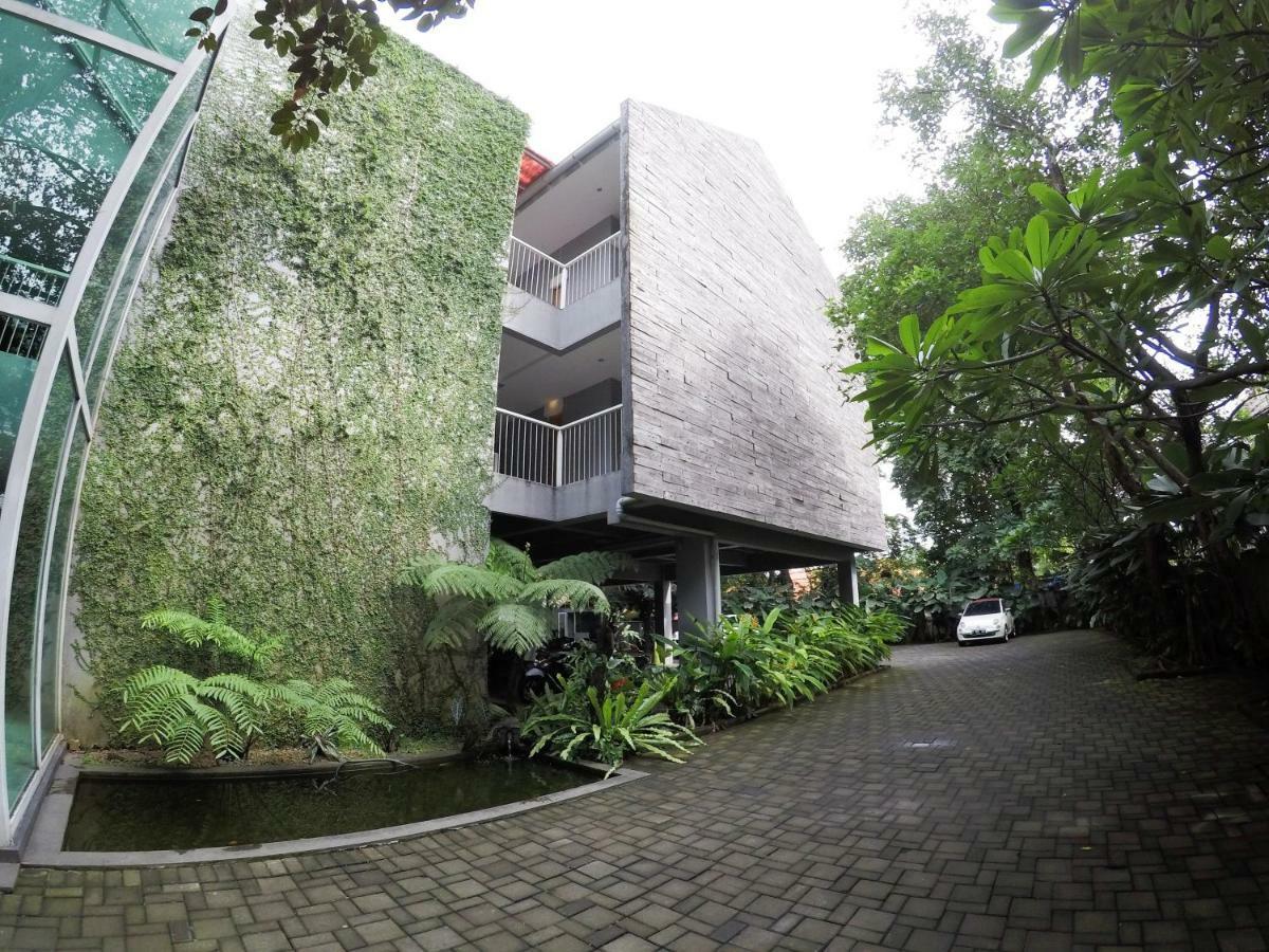 Aparthotel 2510 Urbanliving Jakarta Exterior foto